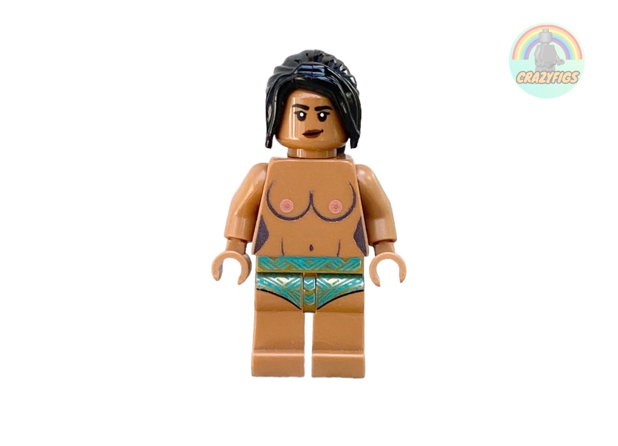 Figurine Lego nue avec des seins